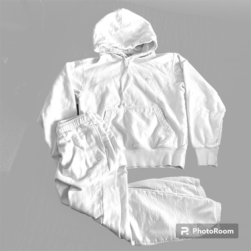 KITH White Hoodie & Jogger Sweatpants Set